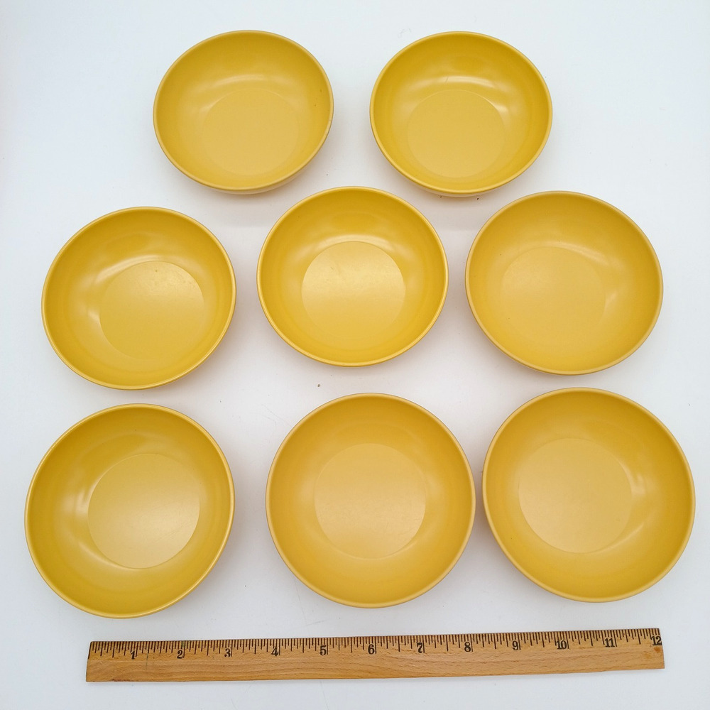 Vintage Melamine Lot of 35 Mixed Colors & Makers Plates Bowls Mugs Cups Platter - Picture 10 of 16